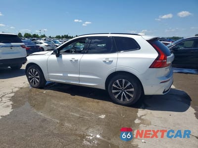 Drugie zdjęcie samochodu z przodu: 2024 VOLVO XC60 PLUS VIN:YV4L12RL8R1917663 - miniatura