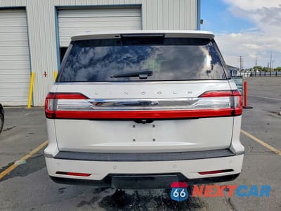 Zdjęcie 6 z 13 samochodu: 2018 LINCOLN NAVIGATOR RESERVE VIN:5LMJJ2LT3JEL16976 - miniatura