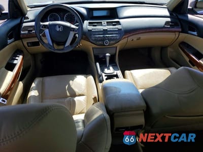 Zdjęcie 8 z 12 samochodu: 2011 HONDA ACCORD EXL VIN:1HGCP2F88BA077893 - miniatura