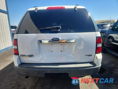 Zdjęcie 6 z 13 samochodu: 2007 FORD EXPLORER XLT VIN:1FMEU63E87UB66396 - miniatura