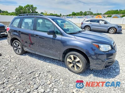 Czwarte zdjęcie samochodu z boku: 2018 SUBARU FORESTER 2.5I VIN:JF2SJABC9JH536159 - miniatura