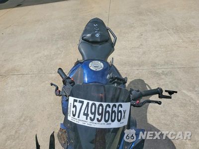 Piąte zdjęcie samochodu w środku: 2013 YAMAHA FZ1 S VIN:JYARN17E7DA009158 - miniatura