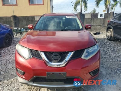 Piąte zdjęcie samochodu w środku: 2015 NISSAN ROGUE S VIN:KNMAT2MV1FP549008 - miniatura