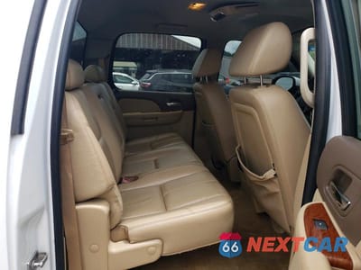 Zdjęcie 10 z 12 samochodu: 2008 GMC SIERRA C1500 VIN:2GTEC13J881104985 - miniatura
