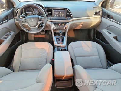 Zdjęcie 8 z 12 samochodu: 2018 HYUNDAI ELANTRA SEL VIN:5NPD84LF2JH354463 - miniatura
