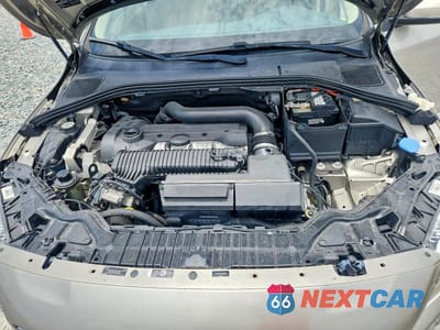 Zdjęcie 11 z 12 samochodu: 2014 VOLVO S60 T5 VIN:YV1612FS6E1290199 - miniatura