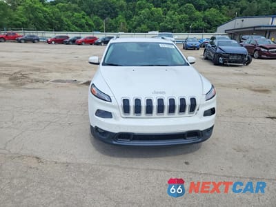 Piąte zdjęcie samochodu w środku: 2014 JEEP CHEROKEE LATITUDE VIN:1C4PJLCS2EW103001 - miniatura