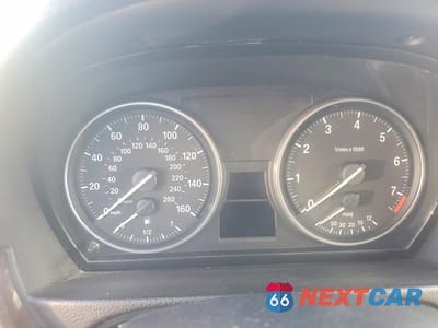 Zdjęcie 9 z 12 samochodu: 2011 BMW 328 XI SULEV VIN:WBAPK5G55BNN81778 - miniatura