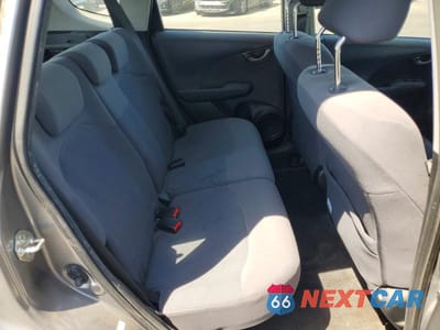 Zdjęcie 10 z 13 samochodu: 2009 HONDA FIT VIN:JHMGE88269S070994 - miniatura