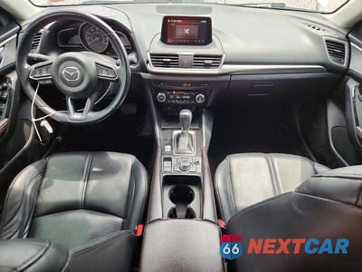 Zdjęcie 8 z 12 samochodu: 2018 MAZDA MAZDA 3 VIN:3MZBN1V30JM172060 - miniatura