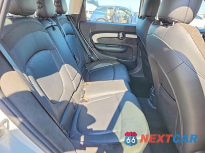 Zdjęcie 10 z 13 samochodu: 2022 MINI COOPER S CLUBMAN VIN:WMWLV7C09N2R36260 - miniatura