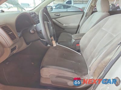 Zdjęcie 7 z 12 samochodu: 2010 NISSAN ALTIMA 2.5 VIN:1N4AL2AP7AN447518 - miniatura