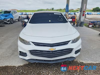 Piąte zdjęcie samochodu w środku: 2016 CHEVROLET MALIBU LT VIN:1G1ZE5ST8GF308661 - miniatura