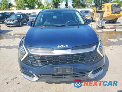 Piąte zdjęcie samochodu w środku: 2024 KIA SPORTAGE EX VIN:KNDPVCDG1R7168999 - miniatura