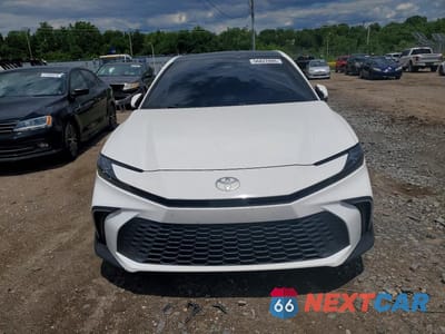 Piąte zdjęcie samochodu w środku: 2025 TOYOTA CAMRY SE VIN:4T1DAACK7SU030170 - miniatura