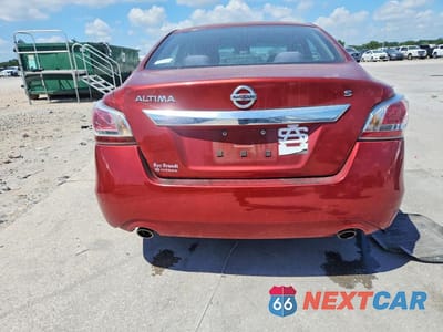 Zdjęcie 6 z 12 samochodu: 2015 NISSAN ALTIMA 2.5 S VIN:1N4AL3AP2FC596296 - miniatura