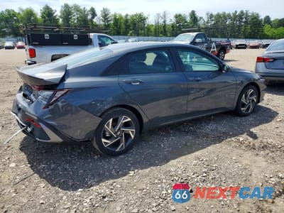 Trzecie zdjęcie samochodu z tyłu: 2025 HYUNDAI ELANTRA SEL SPORT VIN:KMHLM4DG2SU043682 - miniatura