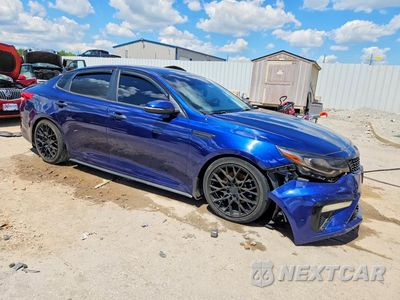 Czwarte zdjęcie samochodu z boku: 2019 KIA OPTIMA LX VIN:5XXGT4L39KG319465 - miniatura