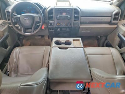 Zdjęcie 8 z 12 samochodu: 2017 FORD F250 SUPER DUTY VIN:1FT7W2BT6HEE27102 - miniatura