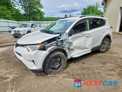 2017 TOYOTA RAV4 LE JTMBFREV8HJ710608 - główne zdjęcie licytacji z USA - miniatura