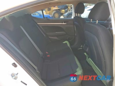 Zdjęcie 10 z 13 samochodu: 2019 HYUNDAI ELANTRA VALUE EDITION VIN:5NPD84LF0KH423703 - miniatura