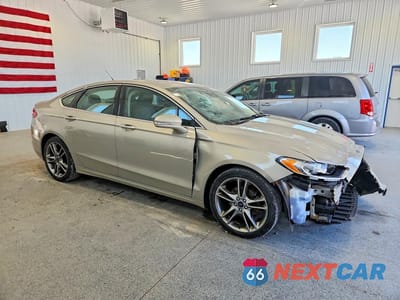 Czwarte zdjęcie samochodu z boku: 2015 FORD FUSION TITANIUM VIN:3FA6P0K96FR308824 - miniatura