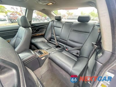 Zdjęcie 12 z 13 samochodu: 2007 BMW 335 I VIN:WBAWB73507P022115 - miniatura