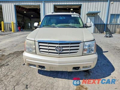 Piąte zdjęcie samochodu w środku: 2005 CADILLAC ESCALADE LUXURY VIN:1GYEK63N15R235434 - miniatura