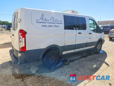 Trzecie zdjęcie samochodu z tyłu: 2017 FORD TRANSIT 250 REFRIGERATED DELIVERY VAN VIN:1FTYR1ZM1HKA64083 - miniatura