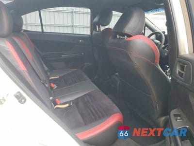 Zdjęcie 10 z 12 samochodu: 2015 SUBARU WRX STI VIN:JF1VA2L67F9828572 - miniatura