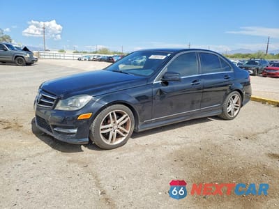2014 MERCEDES-BENZ C 250 WDDGF4HB3EG236351 - główne zdjęcie licytacji z USA - miniatura