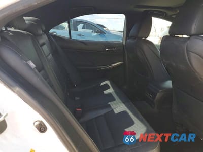 Zdjęcie 10 z 12 samochodu: 2015 LEXUS IS 350 VIN:JTHBE1D21F5014981 - miniatura