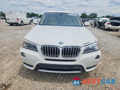 Piąte zdjęcie samochodu w środku: 2013 BMW X3 XDRIVE28I VIN:5UXWX9C5XD0D09032 - miniatura
