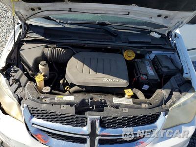 Zdjęcie 12 z 14 samochodu: 2014 DODGE GRAND CARAVAN SE VIN:2C4RDGBG6ER268188 - miniatura