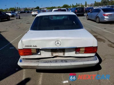Zdjęcie 6 z 12 samochodu: 1989 MERCEDES-BENZ 300 SE VIN:WDBCA24D6KA449942 - miniatura