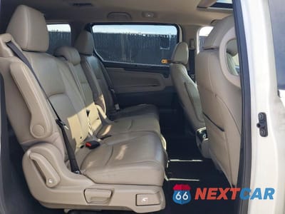 Zdjęcie 11 z 13 samochodu: 2018 HONDA ODYSSEY EXL VIN:5FNRL6H77JB055308 - miniatura