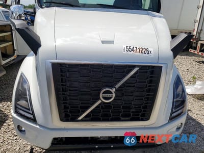 Zdjęcie 7 z 10 samochodu: 2026 VOLVO VNR VIN:4V4WC9DH8TN713536 - miniatura