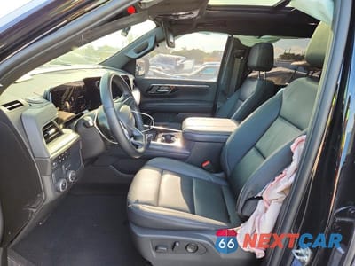 Zdjęcie 7 z 13 samochodu: 2025 CHEVROLET SUBURBAN C1500 LT VIN:1GNS5CRD9SR232359 - miniatura