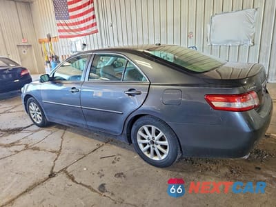 Drugie zdjęcie samochodu z przodu: 2011 TOYOTA CAMRY XLE V6 VIN:4T1BK3EK0BU626217 - miniatura