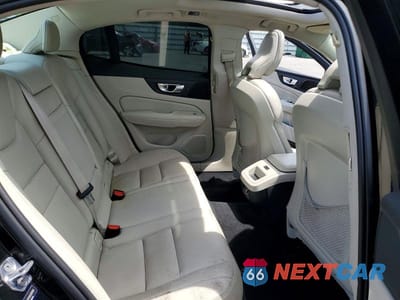 Zdjęcie 10 z 13 samochodu: 2020 VOLVO S60 VIN:7JRA22TKXLG072053 - miniatura