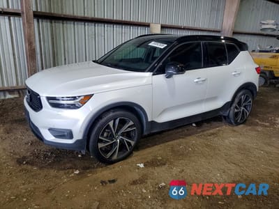 2019 VOLVO XC40 T5 R-DESIGN YV4162UM7K2107000 - główne zdjęcie licytacji z USA - miniatura