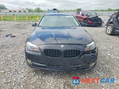 Piąte zdjęcie samochodu w środku: 2011 BMW 528 I VIN:WBAFR1C59BC750380 - miniatura