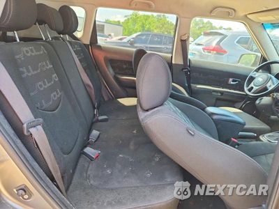 Zdjęcie 10 z 12 samochodu: 2013 KIA SOUL + VIN:KNDJT2A65D7501988 - miniatura