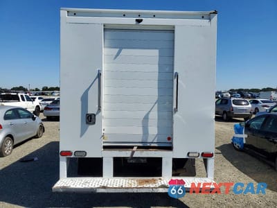 Zdjęcie 6 z 13 samochodu: 2015 CHEVROLET EXPRESS G4500 VIN:1GB6G5CG9F1127042 - miniatura