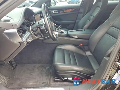 Zdjęcie 7 z 12 samochodu: 2018 PORSCHE PANAMERA 4 VIN:WP0AA2A75JL101947 - miniatura