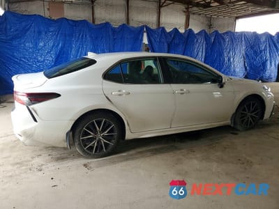 Trzecie zdjęcie samochodu z tyłu: 2022 TOYOTA CAMRY SE VIN:4T1T11AKXNU646545 - miniatura