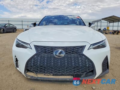 Piąte zdjęcie samochodu w środku: 2023 LEXUS IS 350 F SPORT VIN:JTHGZ1B28P5059303 - miniatura