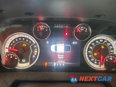 Zdjęcie 9 z 12 samochodu: 2019 RAM 1500 CLASSIC SLT VIN:1C6RR6LT2KS627058 - miniatura