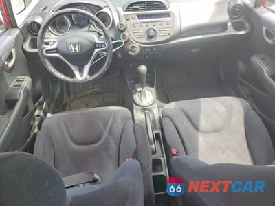 Zdjęcie 8 z 13 samochodu: 2010 HONDA FIT SPORT VIN:JHMGE8H44AC026556 - miniatura