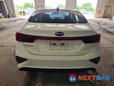 Zdjęcie 6 z 12 samochodu: 2020 KIA FORTE LXS VIN:3KPF24AD0LE233336 - miniatura